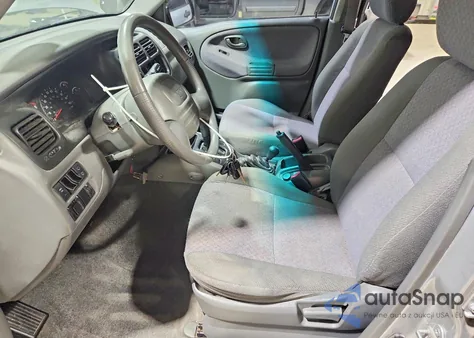 2001 Chevrolet Tracker Zr2 z USA, uszkodzony, nr VIN 2CNBJ734716951569